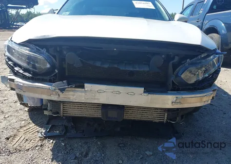 2018 Honda Accord Touring 2.0T z USA, uszkodzony, nr VIN 1HGCV2F9XJA017191